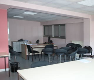 Espace indépendant 290 m² 18 postes Location bureau Rue Denis Papin Durtal 49430 - photo 6